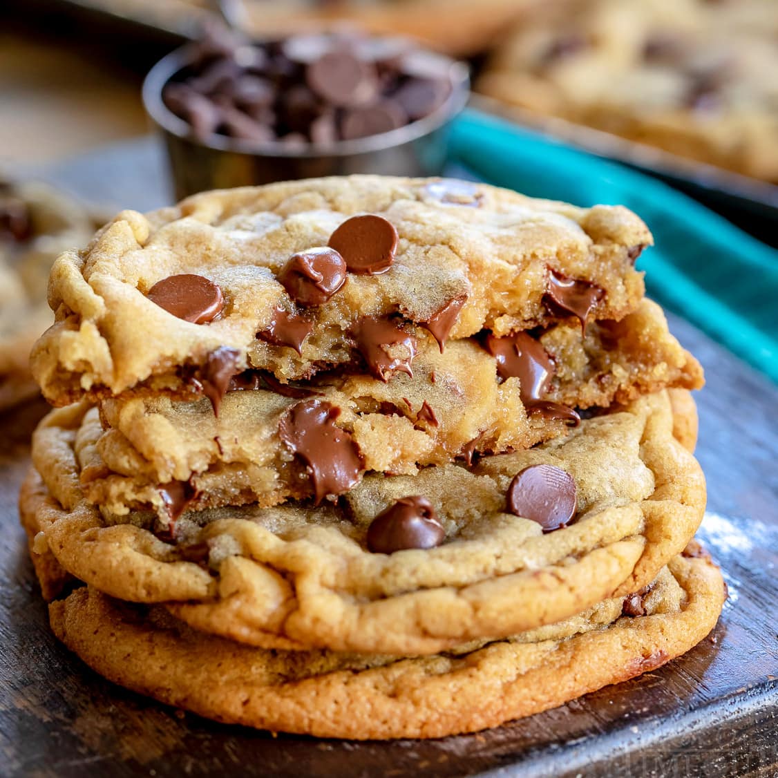 Chewy chocolate chip cookies